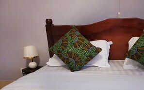 3 عدّة غرف نوم وواي فاي وملاءات أسرّة