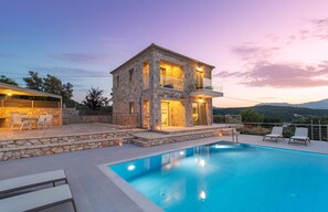 Villa | 3 dormitorios