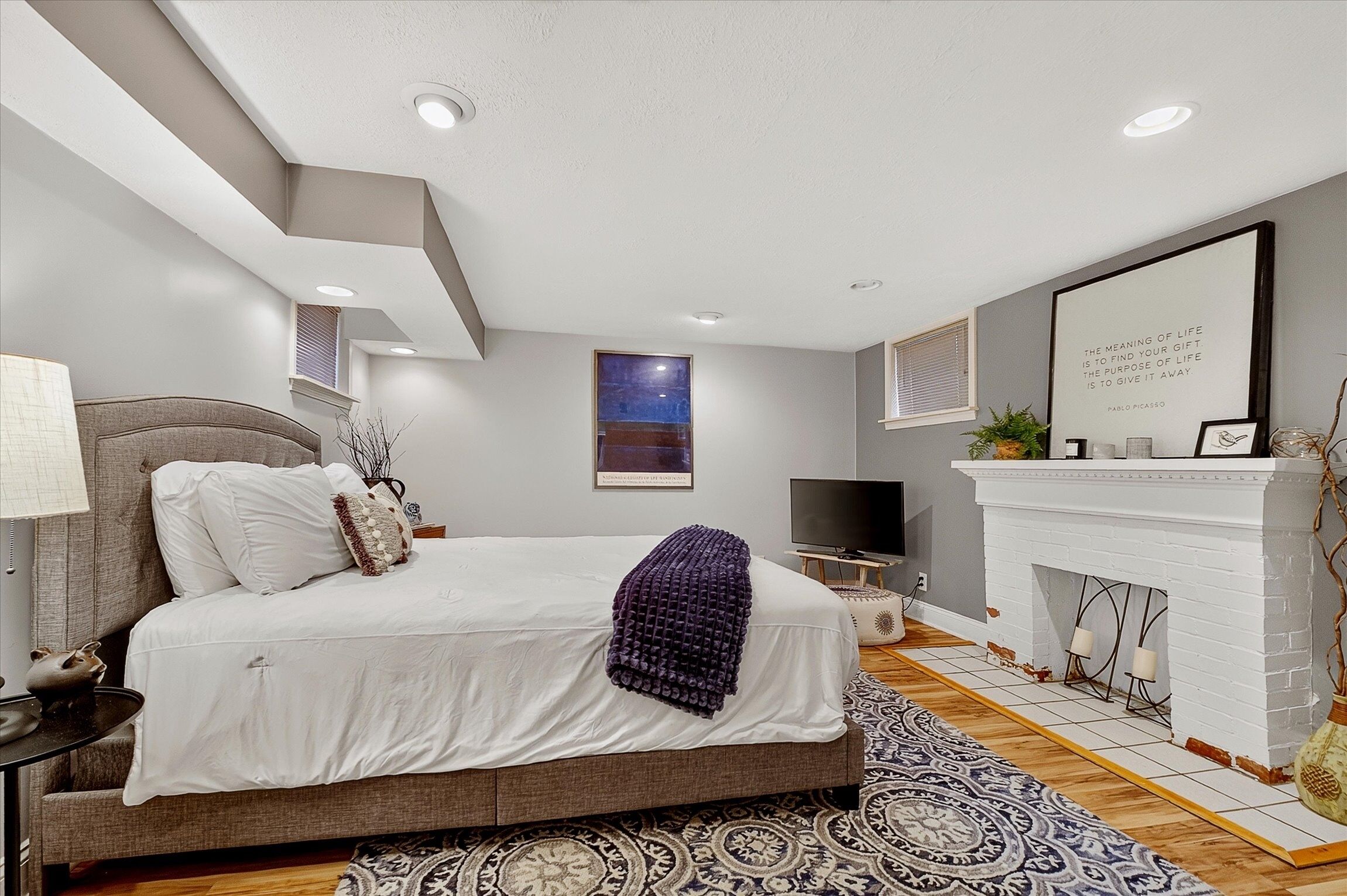 3 bedrooms, WiFi (free), bed sheets