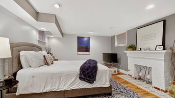 3 bedrooms, WiFi (free), bed sheets