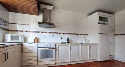 A house for all your family or friends!