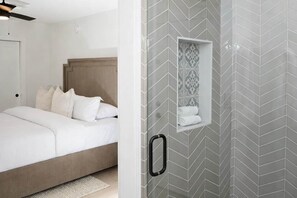 5 室のベッドルーム、アイロン / アイロン台、旅行用ベビーベッド、WiFi (無料)