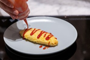 Tägliches Frühstücksbuffet gegen Gebühr
