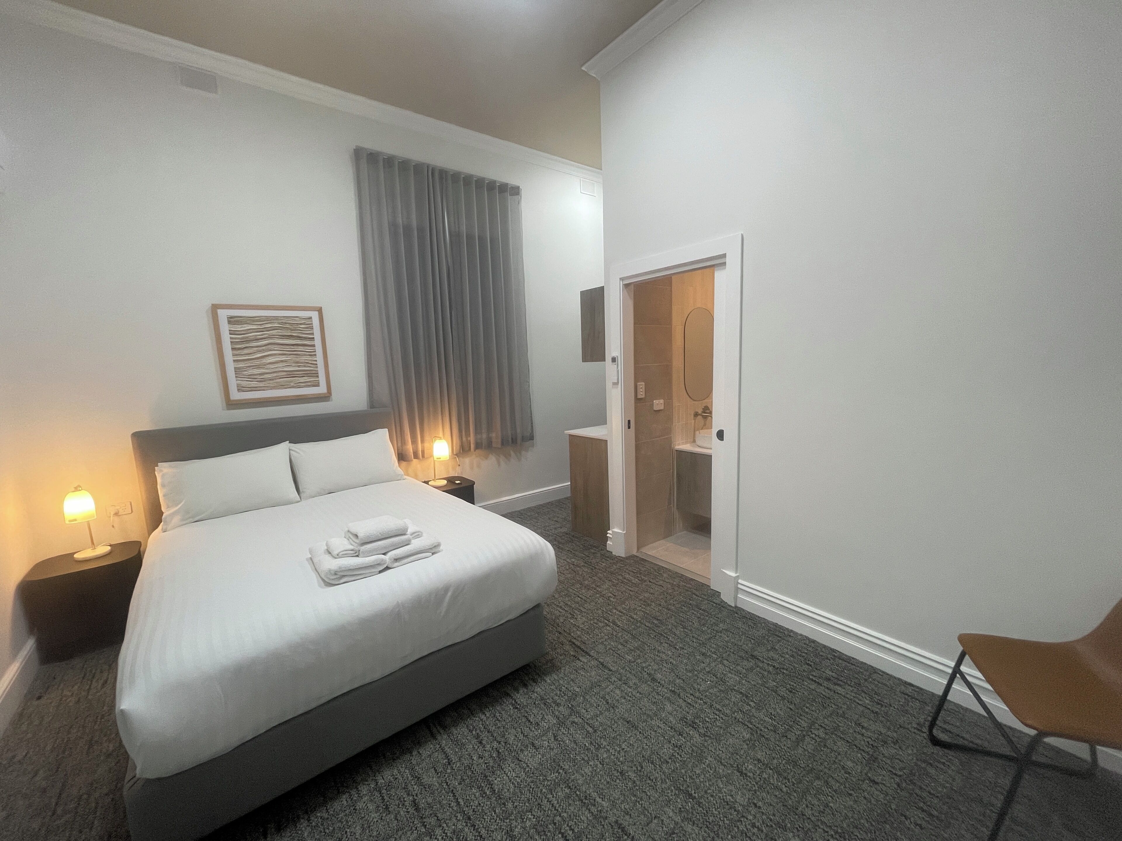 Rom – executive | Strykejern/-brett, wi-fi (inkludert) og sengetøy