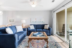 Unclassified image, 4 of 49, button