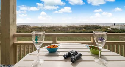 Spectacular Ocean Views and Steps from the Beach