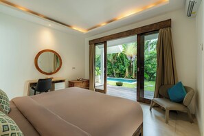 Villa | In-room safe, desk, laptop workspace, blackout curtains - The Saya House Villa by Betterplace (Kerobokan)