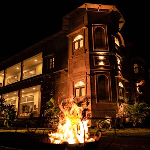 Front of property - Castle Oodeypore A Boutique Stay Udaipur (Udaipur)