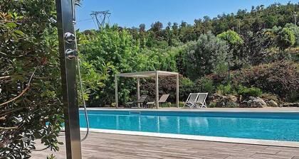 Villa Raissa Grande: A characteristic and welcoming two-story villa immersed in a splendid landscape, in a lovely little hamlet, with Free WI-FI.