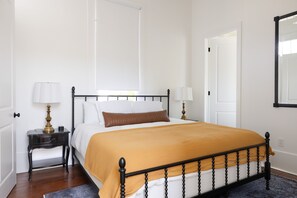 3 dormitorios, tabla de planchar con plancha, wifi y ropa de cama