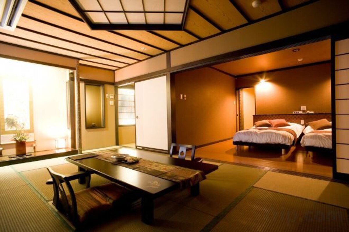 West Wing Japanese-Western Style Twin Room