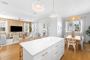 Interior - The Bungalow | Private Pool/Spa | Arcade Games | Private Beach (Miramar Beach)
