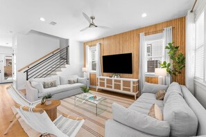 Smart TV, video games