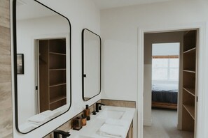 2 chambres, Wi-Fi, literie fournie