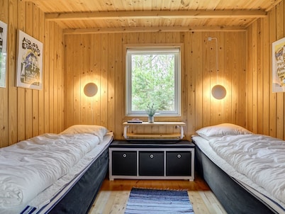 "Hereth" - 700m from the sea by Interhome
