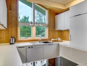 Fridge, oven, dishwasher, cookware/dishes/utensils - "Hereth" - 700m from the sea by Interhome (Saltum)