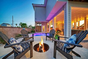 Terrace/patio - Monte Kristeaux by AvantStay | Private Pool (Port Aransas)