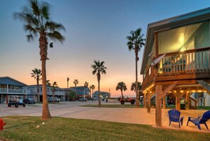 Exterior - Private Pool, Large Yard, Game Room, Balcony | South By Sunkissed by Avantstay (Port Aransas)