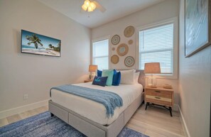 4 bedrooms, iron/ironing board, free WiFi, bed sheets