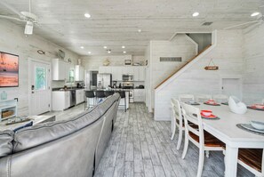 Dining - 2 Blocks to the Beach, Pool, Patio w/ Bar | Awave from it All by AvantStay (Port Aransas)