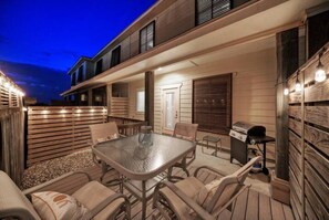 Outdoor dining - Pool, Walk to Old Town + Eateries, Nightlife, Shopping | Rock N Reelby AvantStay (Port Aransas)