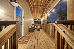 Terrace/patio - Peyton's Place by AvantStay | Walk to Beach (Port Aransas)