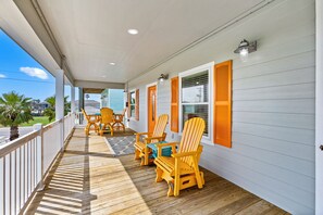 Terrace/patio - Beach House • Private Pool + Golf Cart Zone + Walk to Beach | Rum Runner (Port Aransas)