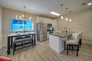 Fridge, microwave, oven, stovetop - Resort Pool, Walk to the Beach, Island Views | Little Beach House by AvantStay (Port Aransas)