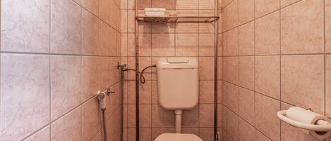 บ้านพักสำหรับครอบครัว, หลายห้องนอน, ติดภูเขา (Pool Villa Adonis) | ห้องน้ำ | อ่างอาบน้ำและฝักบัวแยกจากกัน, ผ้าเช็ดตัว, สบู่, ยาสระผม