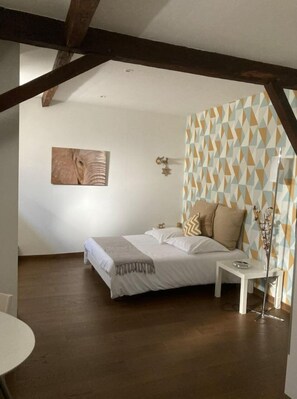 2 habitaciones, wifi y ropa de cama 