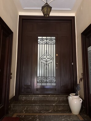 Interior - Botta 9 - Deluxe Room (Bergamo)