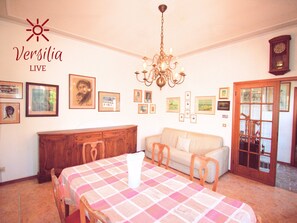 Ferienhaus, 2 Schlafzimmer, Raucher, Balkon | Wohnbereich