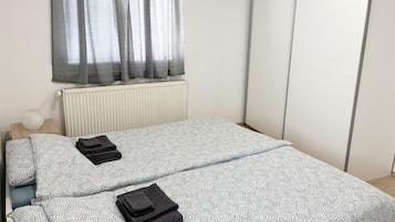 1 bedroom, WiFi, bed sheets