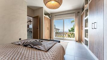 3 sovrum, strykjärn/strykbräda, gratis wi-fi och sängkläder