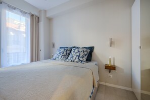 1 bedroom, free WiFi, bed sheets