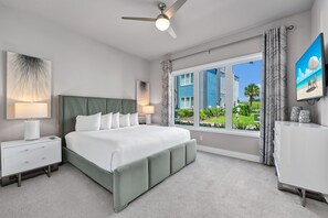 3 bedrooms, in-room safe, iron/ironing board, travel cot