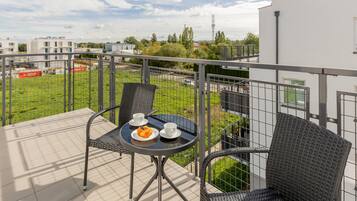 Apartment, 2 Bedrooms, 2 Bathrooms | Balcony