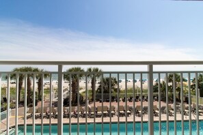 Property grounds - 2 BR Condo OF tons of Amenities! Low Floor (Myrtle Beach)
