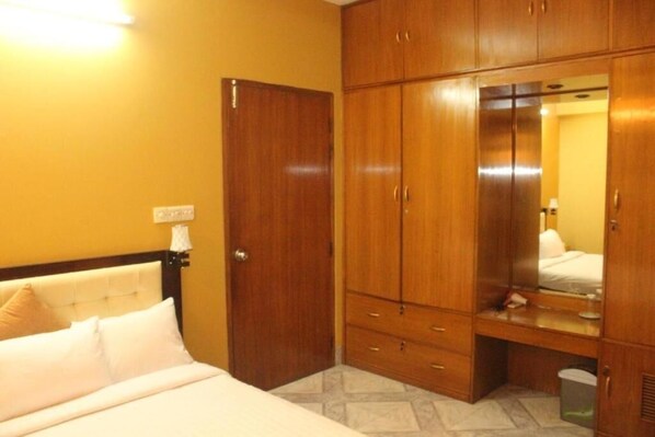 Habitación Deluxe doble | Escritorio y wifi gratis
