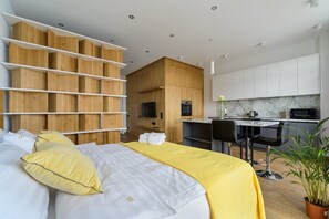 Departamento empresarial | 1 habitación, escritorio, tabla de planchar con plancha y wifi gratis 