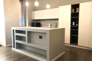 Interior - GuestHost - Raffaella splendido bilo x4 (Milan)