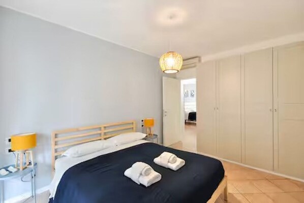 3 bedrooms, iron/ironing board, WiFi