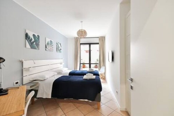 3 habitaciones, tabla de planchar con plancha y wifi 