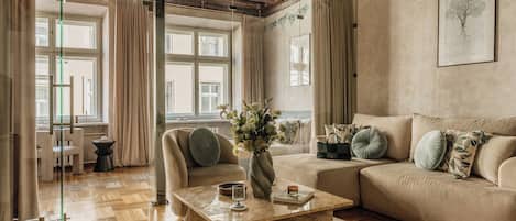 Design Apartment | Living area | 52-inch Smart TV with digital channels