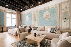 Superior Apartment | Individually furnished, desk, soundproofing, iron/ironing board - Gallery 7 - LoftAffair Collection (Kraków)