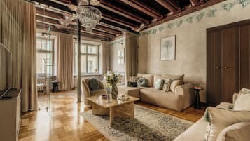 Design Apartment | Living area | 52-inch Smart TV with digital channels