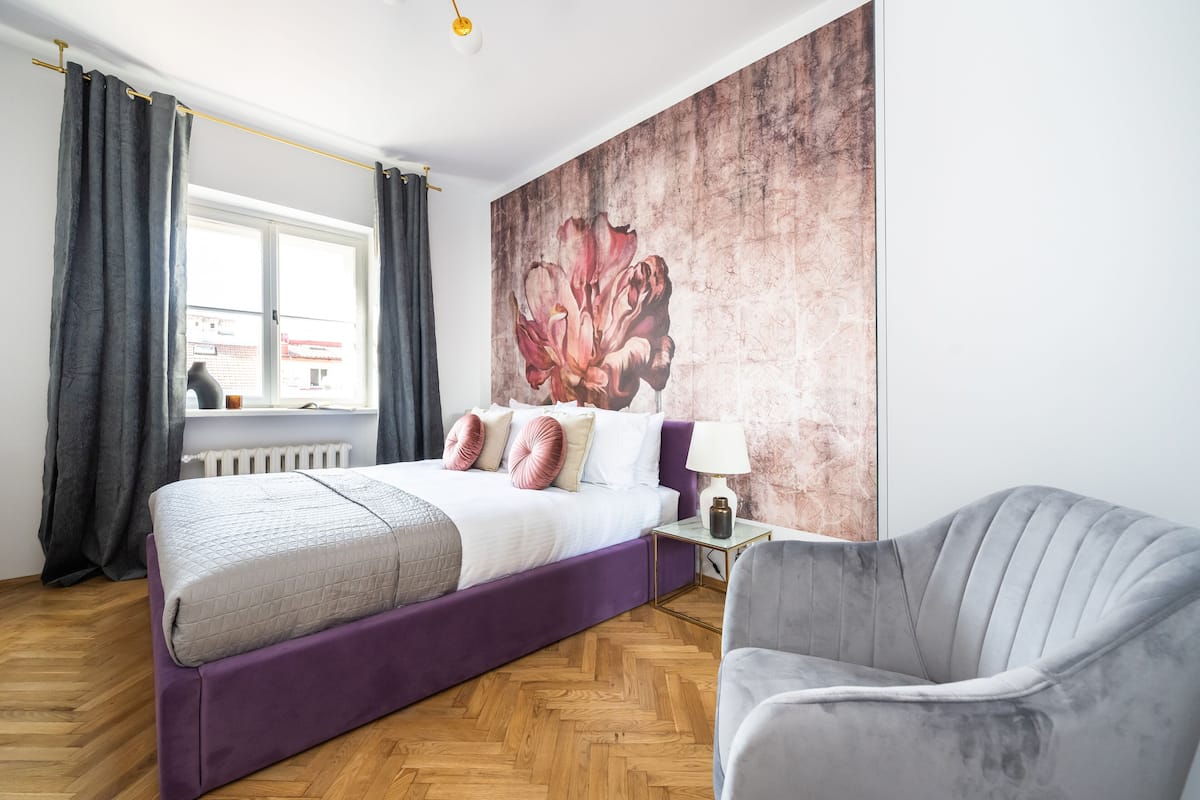 Family Apartment | 2 bedrooms, individually furnished, desk, soundproofing