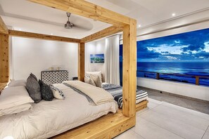 5 bedrooms, iron/ironing board, WiFi, bed sheets