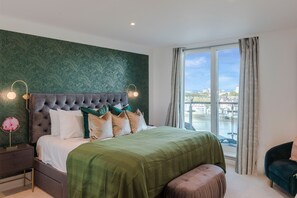 3 bedrooms, desk, iron/ironing board, free WiFi - Iconic THAMES VIEW! NEW Architects' City Lifestyle Penthouse (London)