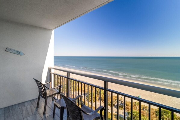 Property grounds - Beach Bliss Oceanfront One Bedroom Paradise (Myrtle Beach)
